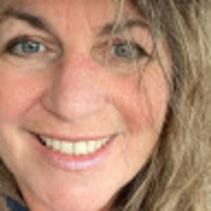 Meet your Posher, Eileen